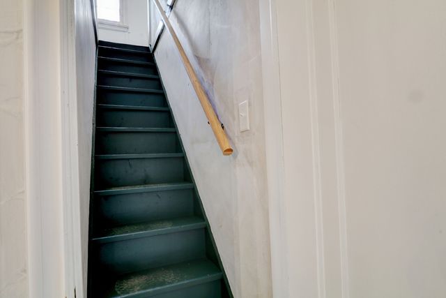 526 W Jackson Street, Woodstock, IL 60098