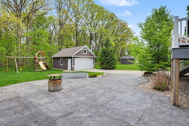 3863 Bryce Drive, Hudsonville, MI 49426