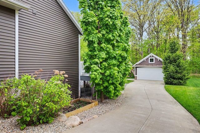 3863 Bryce Drive, Hudsonville, MI 49426