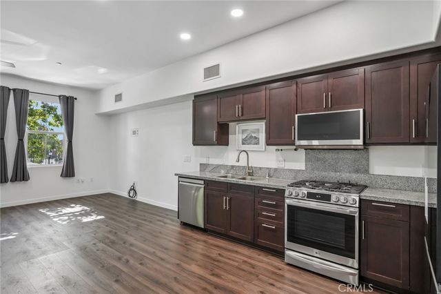 228 S San Dimas Avenue, San Dimas, CA 91773