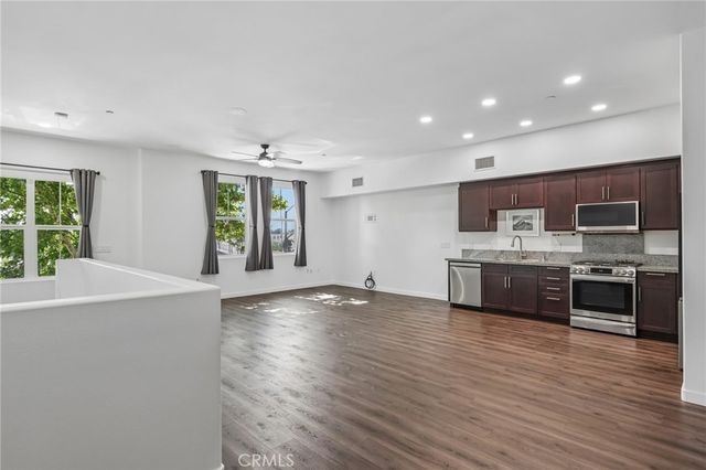 228 S San Dimas Avenue, San Dimas, CA 91773