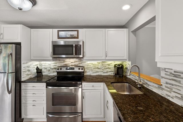 40 Kates Path 40, Yarmouth, MA 02675