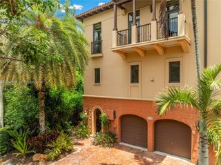 6234 Paradise Point Drive 6234, Palmetto Bay, FL 33157
