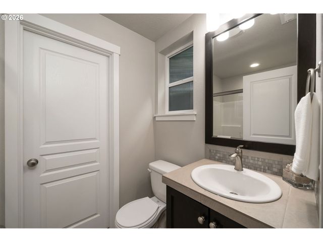 13340 Sw DOE Ln, Portland, OR 97223