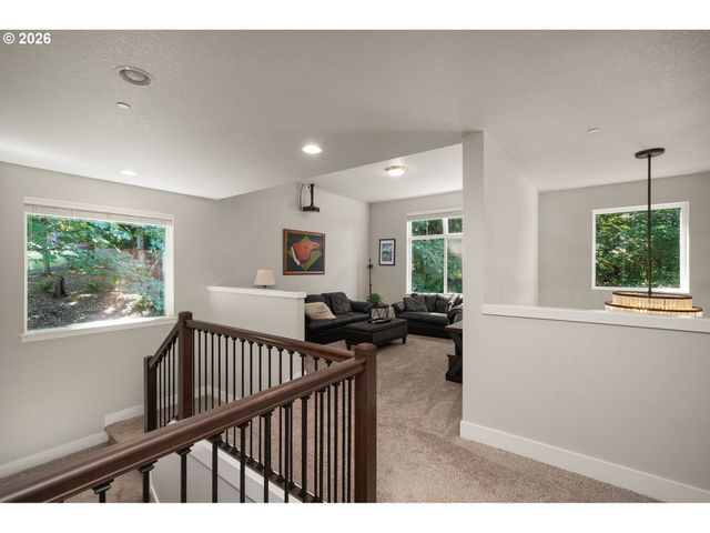 13340 Sw DOE Ln, Portland, OR 97223