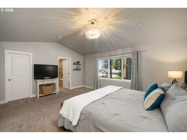 13340 Sw DOE Ln, Portland, OR 97223