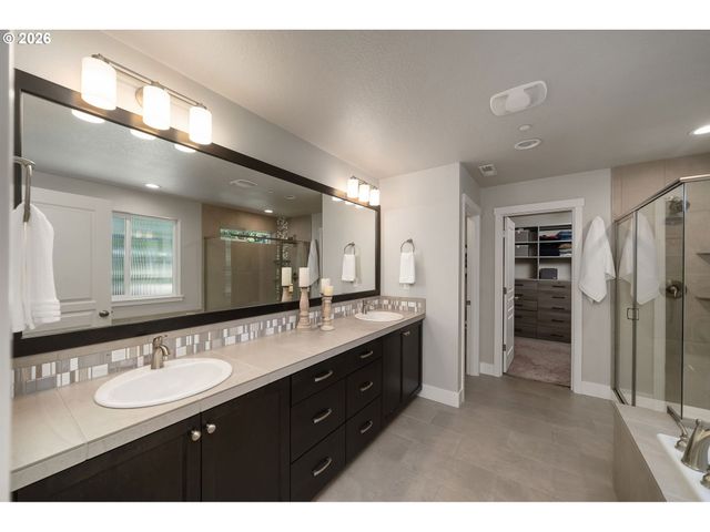 13340 Sw DOE Ln, Portland, OR 97223