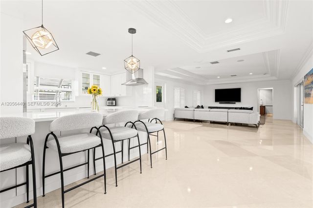 18 Eleuthera Drive, Ocean Ridge, FL 33435