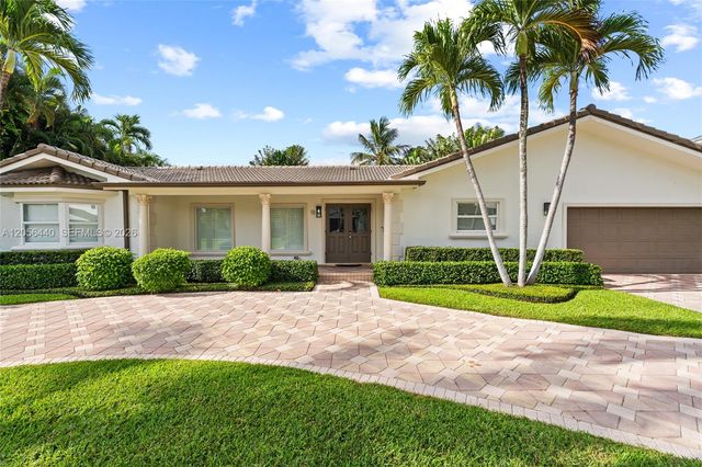 18 Eleuthera Drive, Ocean Ridge, FL 33435
