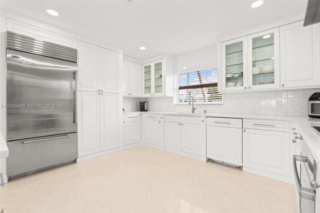 18 Eleuthera Drive, Ocean Ridge, FL 33435