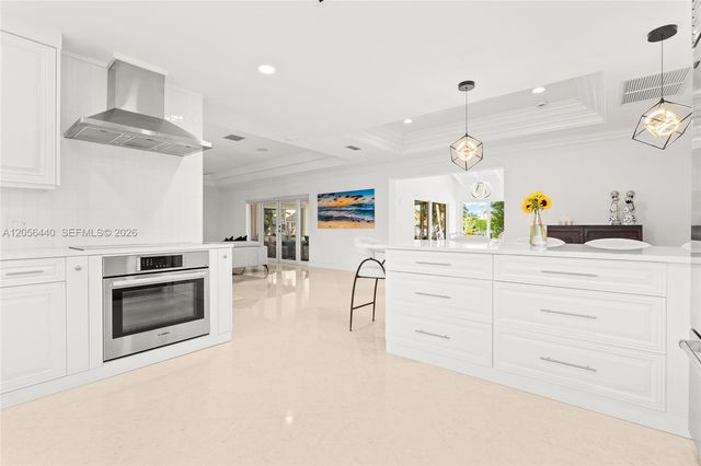 18 Eleuthera Drive, Ocean Ridge, FL 33435