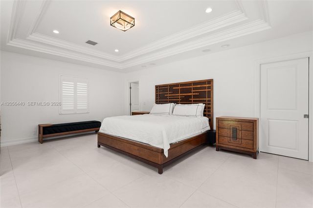 18 Eleuthera Drive, Ocean Ridge, FL 33435