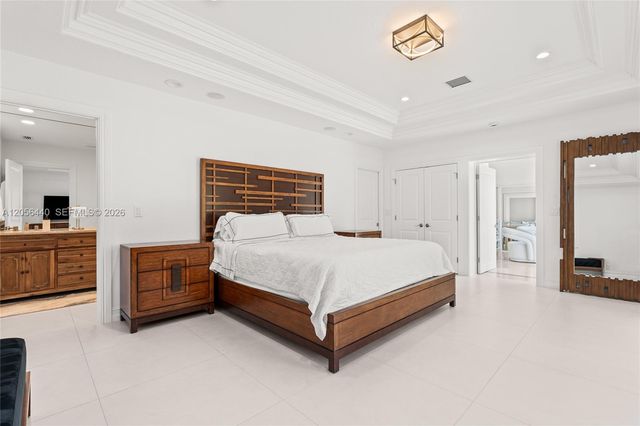 18 Eleuthera Drive, Ocean Ridge, FL 33435