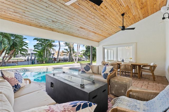 18 Eleuthera Drive, Ocean Ridge, FL 33435