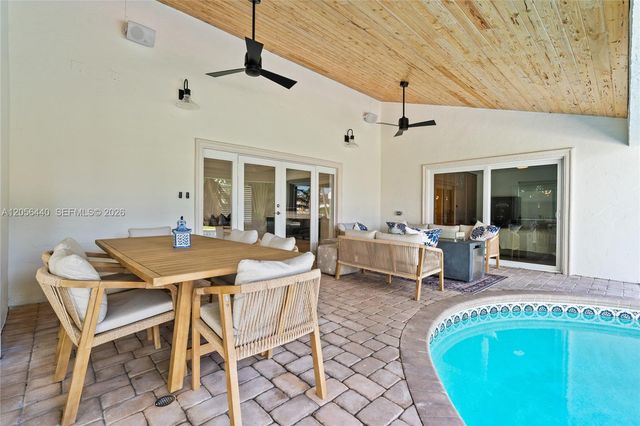 18 Eleuthera Drive, Ocean Ridge, FL 33435