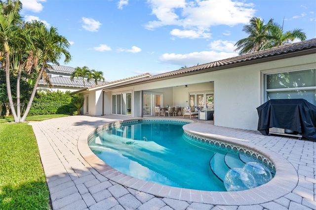 18 Eleuthera Drive, Ocean Ridge, FL 33435