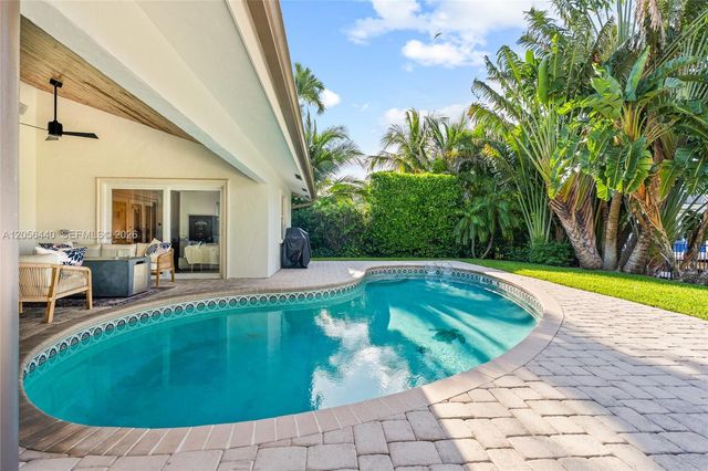 18 Eleuthera Drive, Ocean Ridge, FL 33435