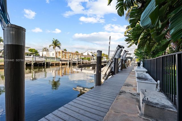 18 Eleuthera Drive, Ocean Ridge, FL 33435