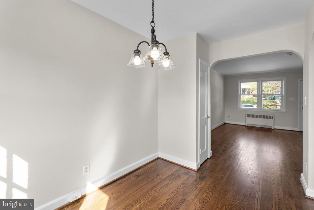 Image 13 of property listing at 3549 BENZINGER RD, Baltimore, MD 21229