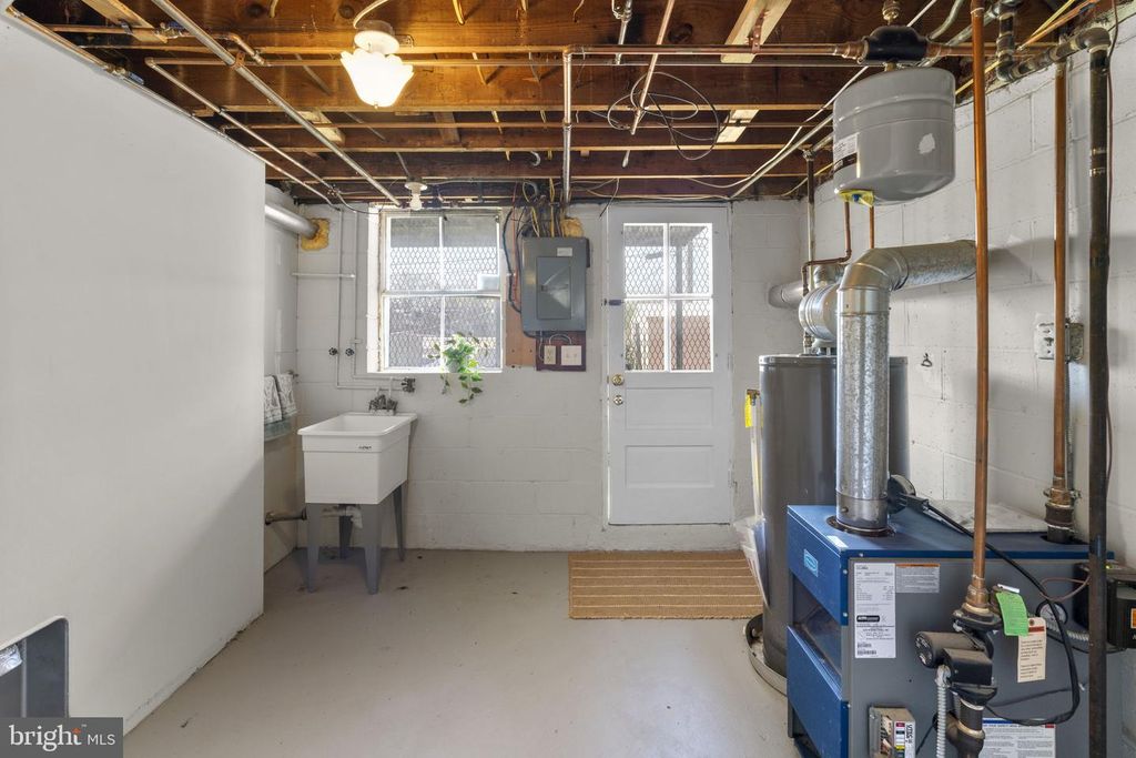 Image 29 of property listing at 3549 BENZINGER RD, Baltimore, MD 21229