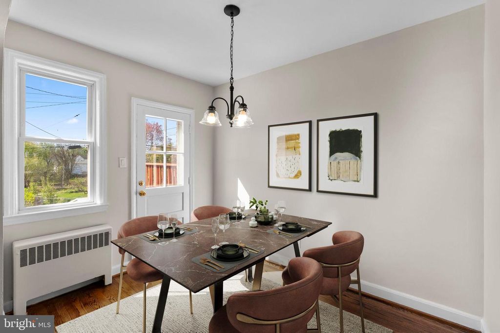 Image 8 of property listing at 3549 BENZINGER RD, Baltimore, MD 21229