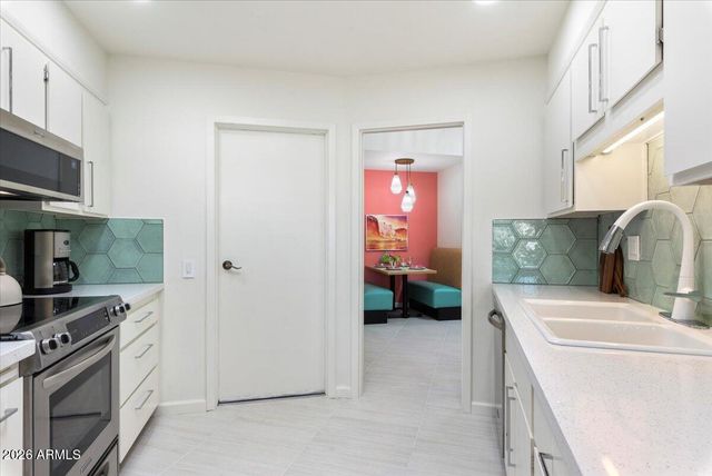 10129 W CAMPANA Drive, Sun City, AZ 85351