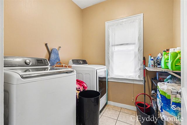 1070 Rathbone Street, Wyoming, MI 49509