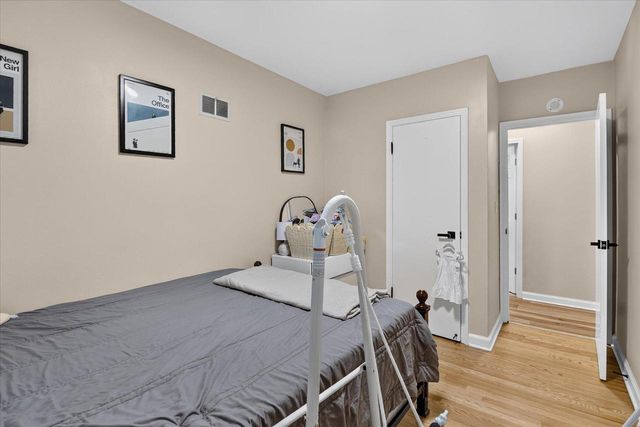 7820 W Bradley ROAD, Milwaukee, WI 53223