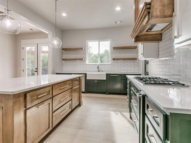 5700 E Post Oak Road, Noble, OK 73068