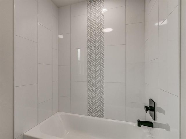 5700 E Post Oak Road, Noble, OK 73068