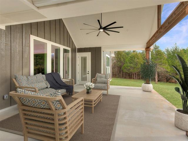 5700 E Post Oak Road, Noble, OK 73068