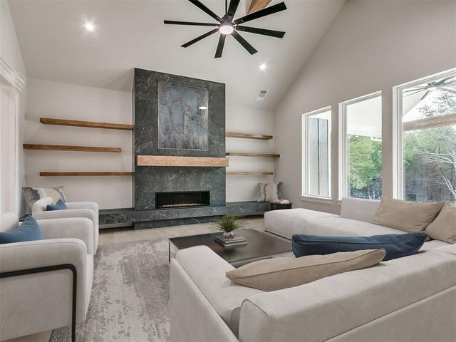 5700 E Post Oak Road, Noble, OK 73068