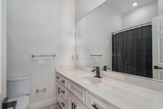 5261 S Applecross Way, Springfield, MO 65809