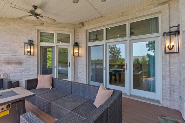 5261 S Applecross Way, Springfield, MO 65809