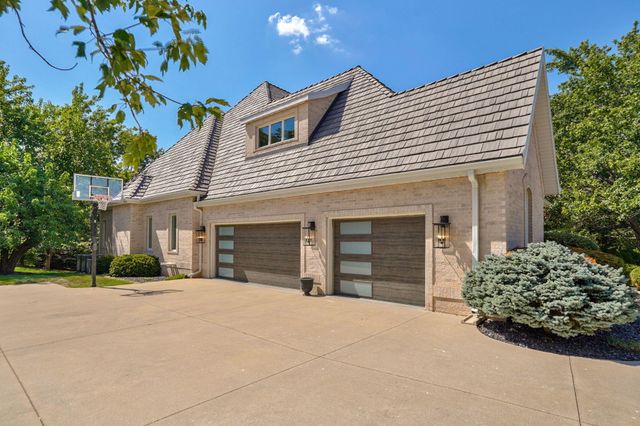 5261 S Applecross Way, Springfield, MO 65809