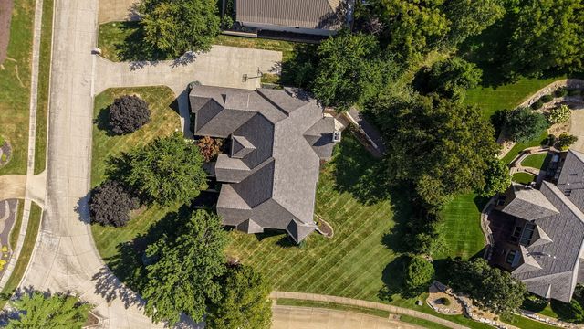 5261 S Applecross Way, Springfield, MO 65809
