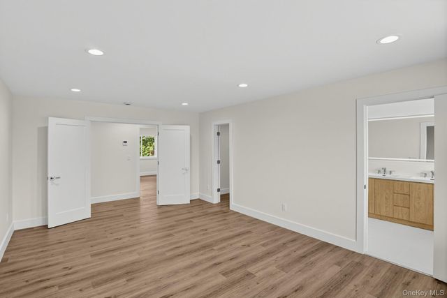 2337 Westley Road, Westbury, NY 11590