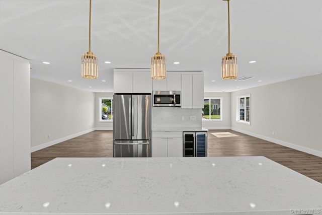 2337 Westley Road, Westbury, NY 11590