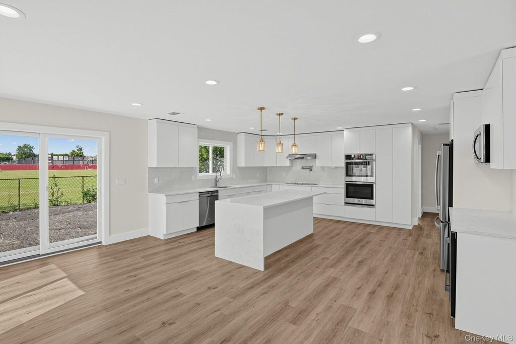 2337 Westley Road, Westbury, NY 11590 — photo 5