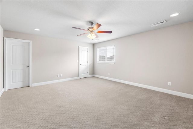 6106 W Bainbridge Drive, Rogers, AR 72758