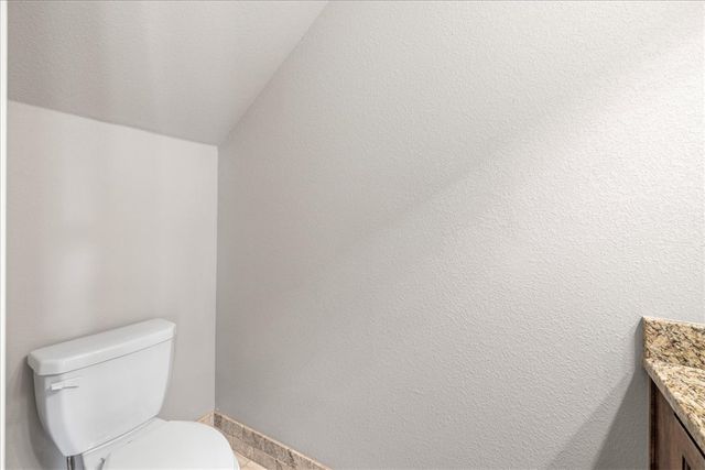 6106 W Bainbridge Drive, Rogers, AR 72758