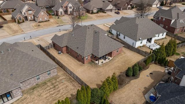 6106 W Bainbridge Drive, Rogers, AR 72758