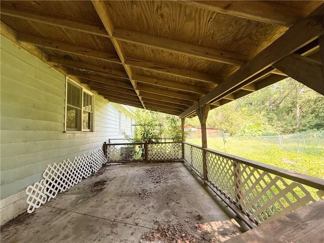 1705 Gill Road, Mobile, AL 36605