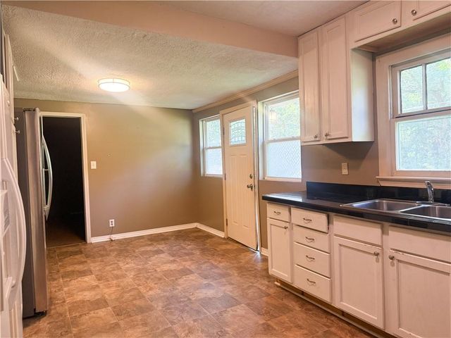 1705 Gill Road, Mobile, AL 36605