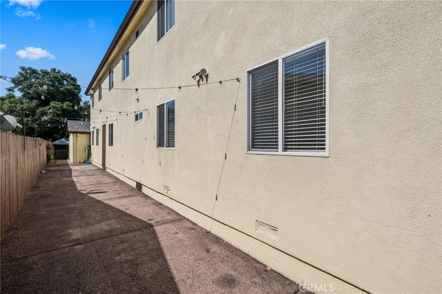 330 E 101st Street, Los Angeles, CA 90003