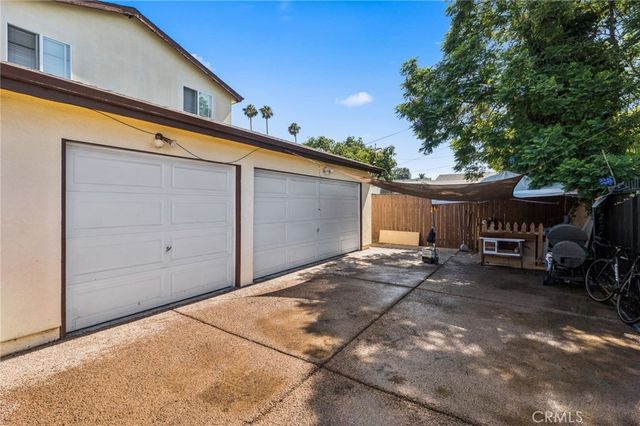 330 E 101st Street, Los Angeles, CA 90003