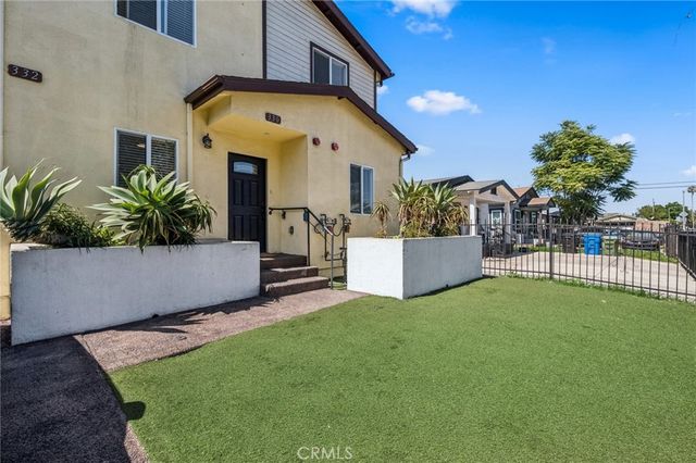 330 E 101st Street, Los Angeles, CA 90003