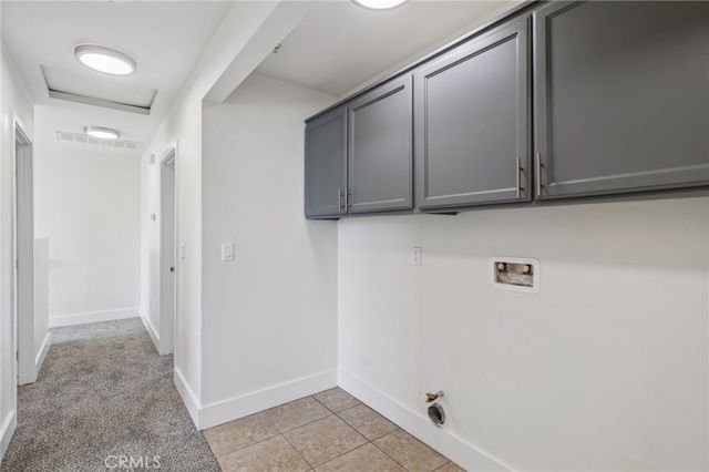 330 E 101st Street, Los Angeles, CA 90003