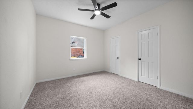 18 Windsor Drive, Conroe, TX 77304