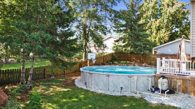 1606 Pleasant View AVENUE, Waukesha, WI 53188